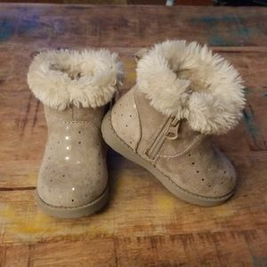 ❄ Sz 5 Furry Boots❄
